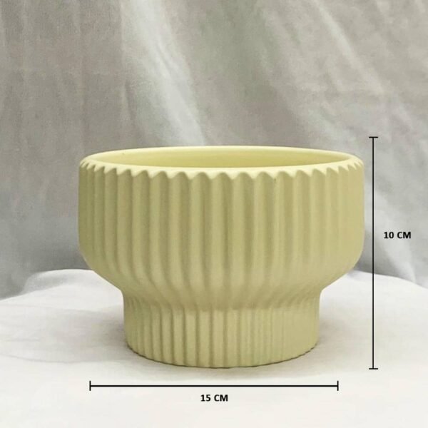 Cb Ceramic Pot Trophy Shape